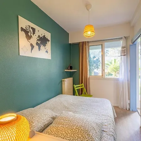 Cosy Et Terrasse En * Merignac (Gironde)